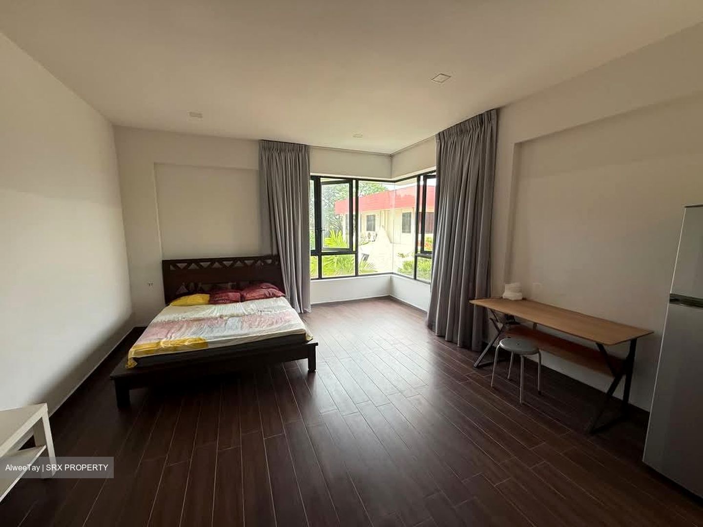 Sea Breeze Terrace (D16), Terrace #588524441